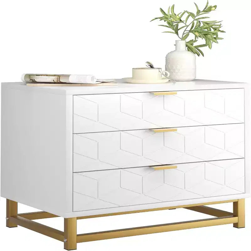 Commode de chambre à trois tiroirs avec pieds en métal