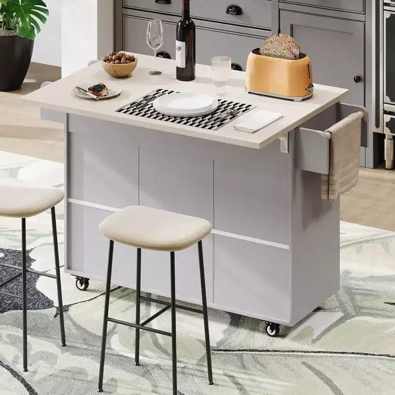 Îlot de cuisine avec meuble de rangement pour poubelle