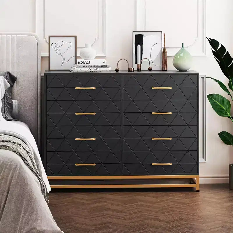 Commode noire, 8 grands tiroirs, motif triangle