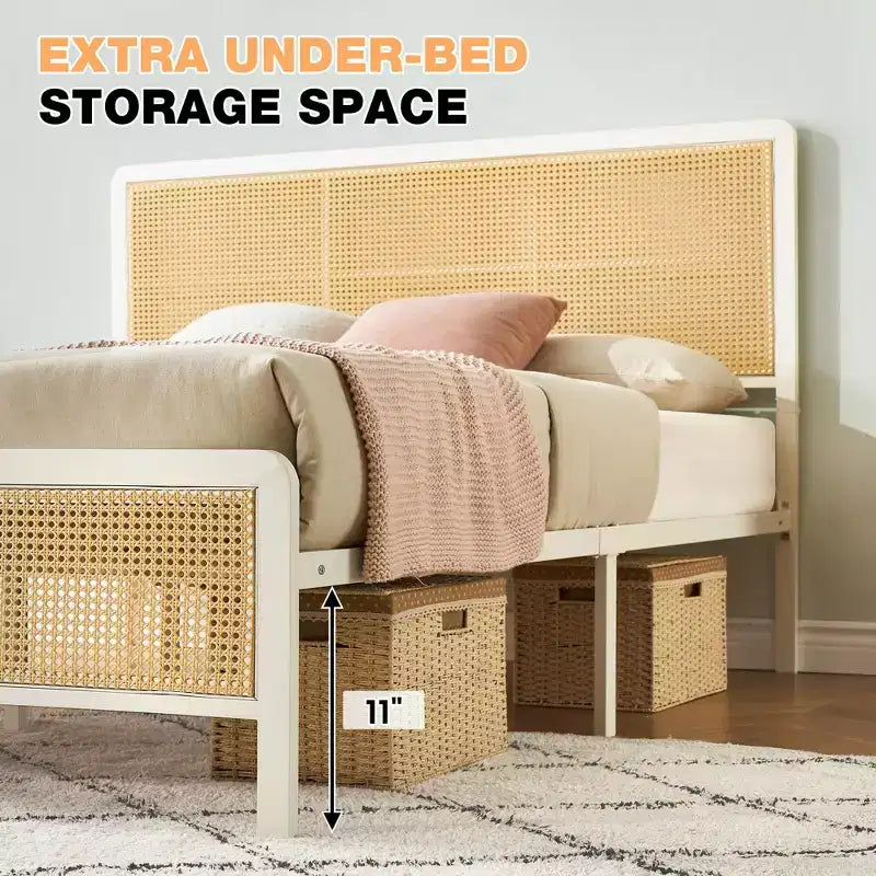 Lit plateforme en rotin avec tête de lit, style bohème moderne en cannage