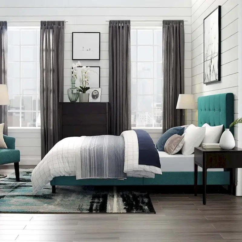 Copper Grove Bienhoa Queen Button-tufted Upholstered Platform Bed